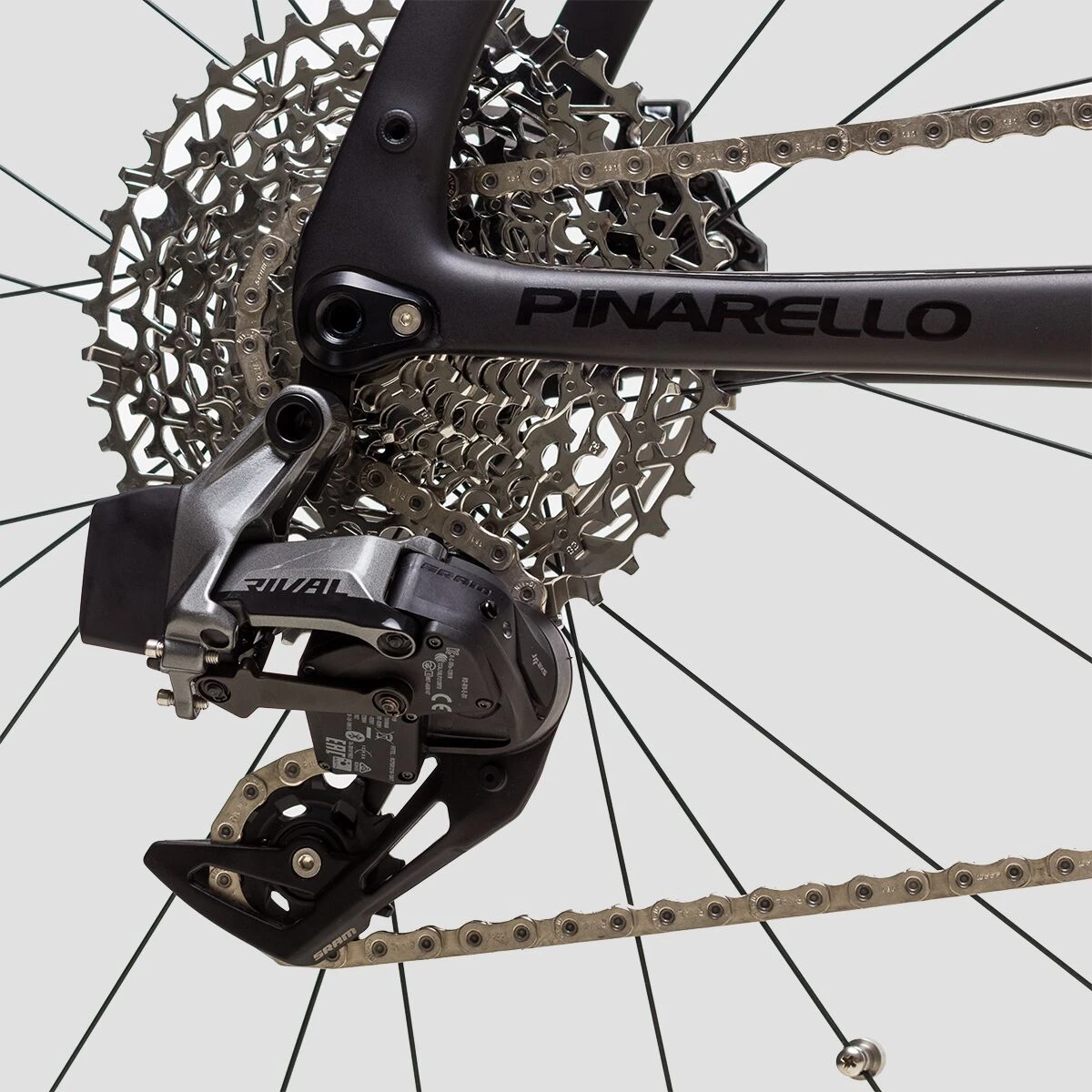 Pinarello Nytro Gravel Rival AXS E-Bike 3 Pinarello Nytro Gravel Rival AXS E-Bike