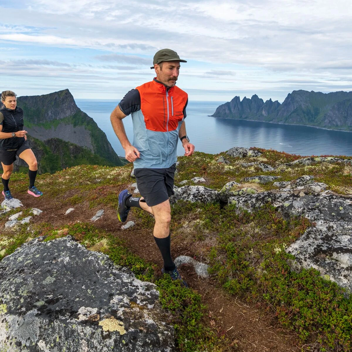 Norrona Senja Aero90 Vest - Men's 5 Norrona Senja Aero90 Vest - Men's - Image 3