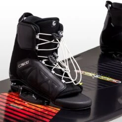 Standard Wakeboard + Draft Binding -Dakine Store BLAORA D1 3