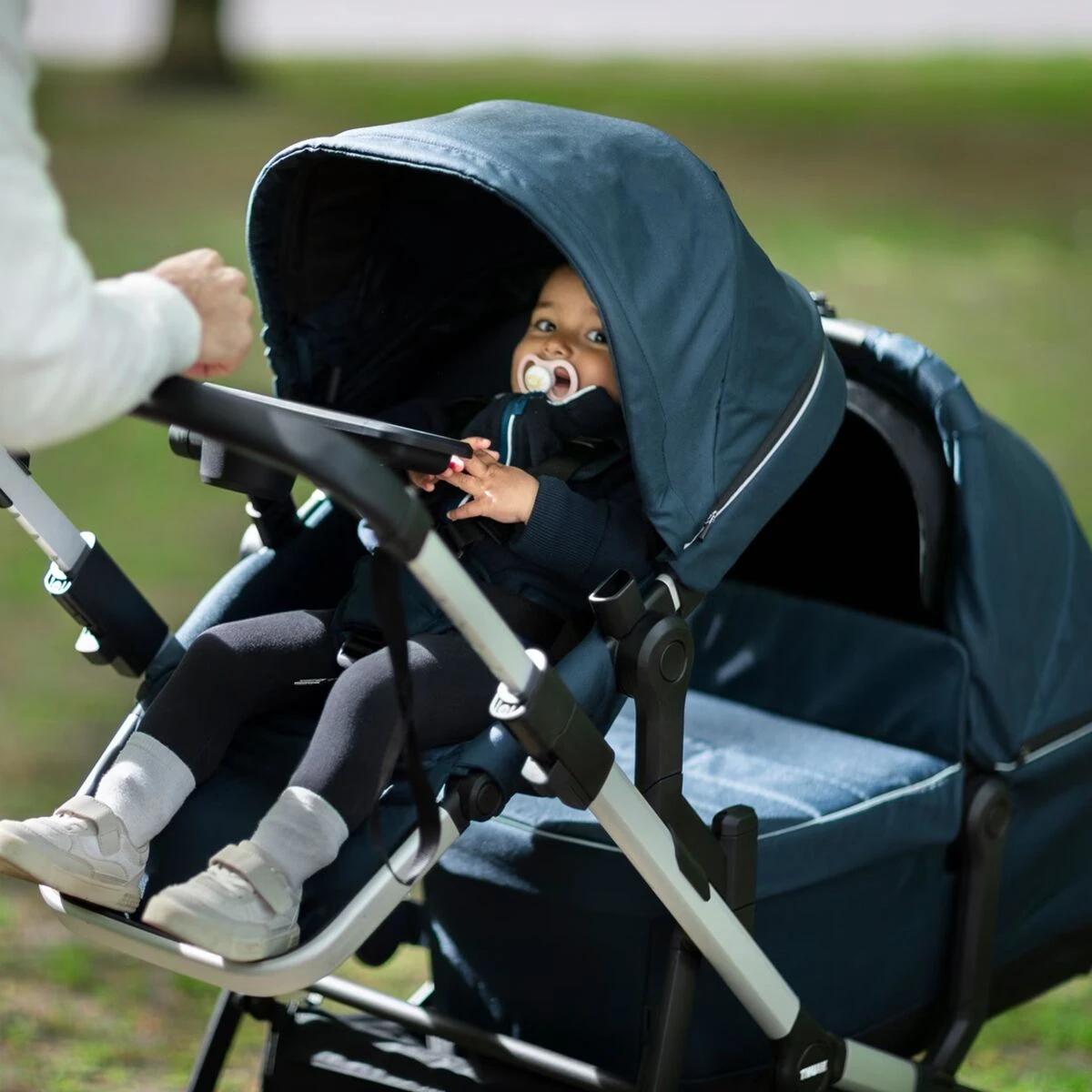 Thule Chariot Sleek Adapter Kit 4 Thule Chariot Sleek Adapter Kit - Image 2