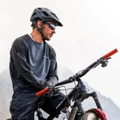 Endura Hummvee Plus Mips Helmet 17 Endura Hummvee Plus Mips Helmet -Dakine Store BLA D1 61