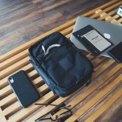 Topo Designs Tech Case Organizer -Dakine Store BLA D14 1