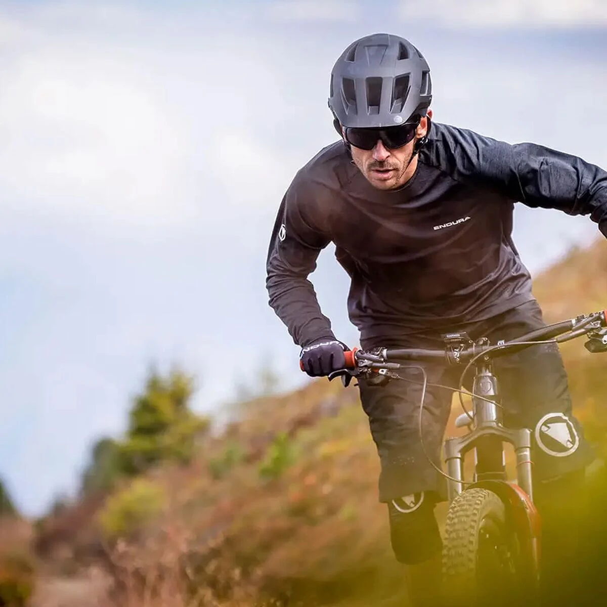 Endura Hummvee Plus Mips Helmet 7 Endura Hummvee Plus Mips Helmet - Image 5