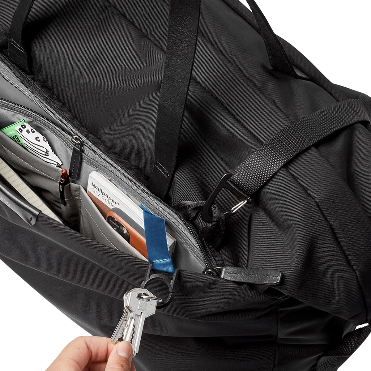 BELLROY Weekender 30L Duffel Bag 4 BELLROY Weekender 30L Duffel Bag - Image 2