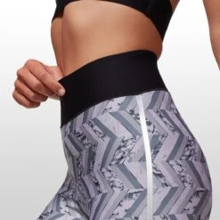 Marble Ultra High Legging - Women's 10 Marble Ultra High Legging - Women's -Dakine Store CHASIL D6