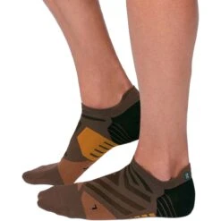 On Running Low Sock - Men's -Dakine Store COCBLA