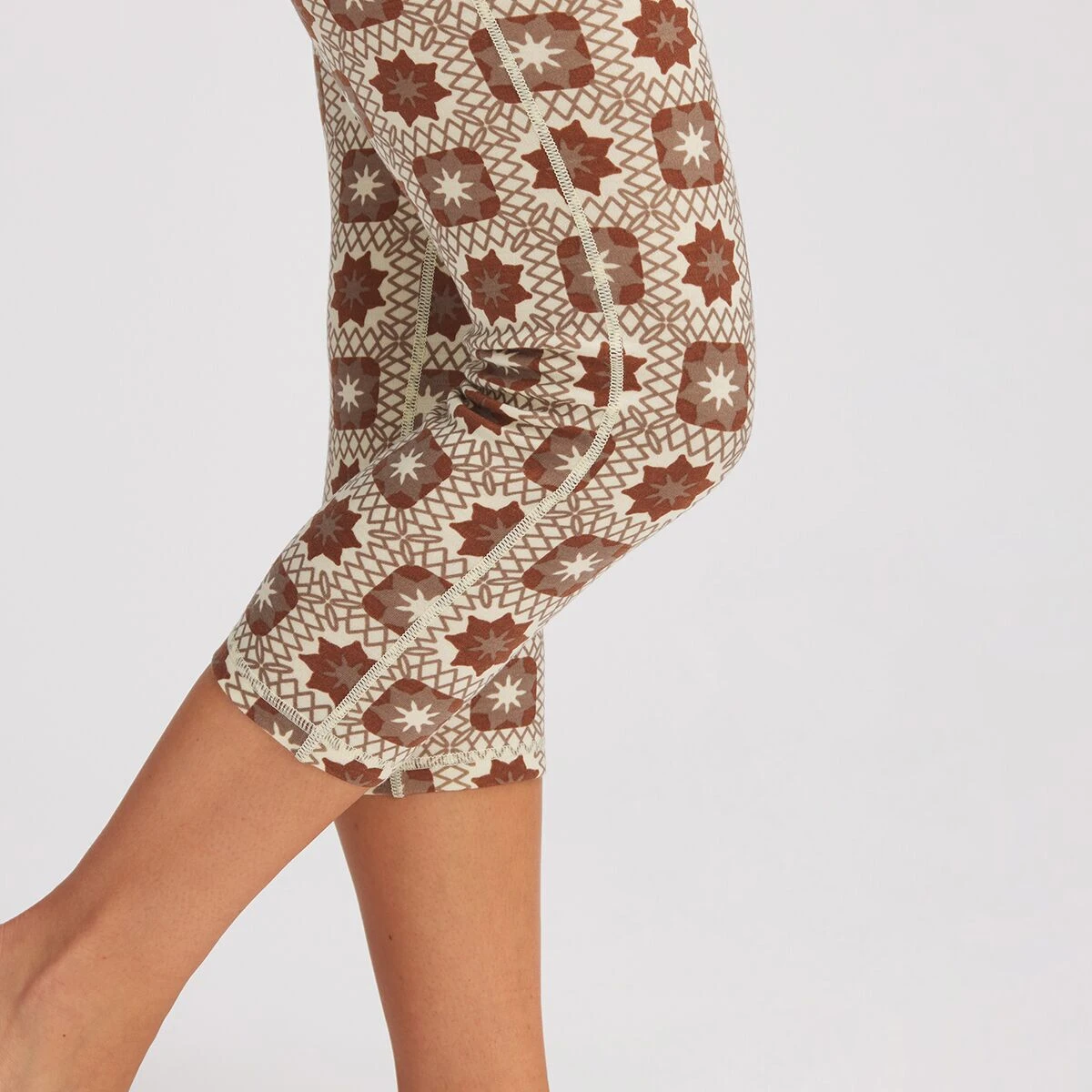 Spruces Mid-Weight Merino 3/4 Printed Bottom - Women's 4 Spruces Mid-Weight Merino 3/4 Printed Bottom - Women's - Image 2