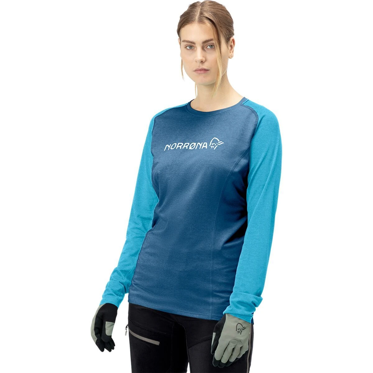 Norrona Fjora Equaliser Lightweight Long-Sleeve Jersey - Women's 4 Norrona Fjora Equaliser Lightweight Long-Sleeve Jersey - Women's - Image 2
