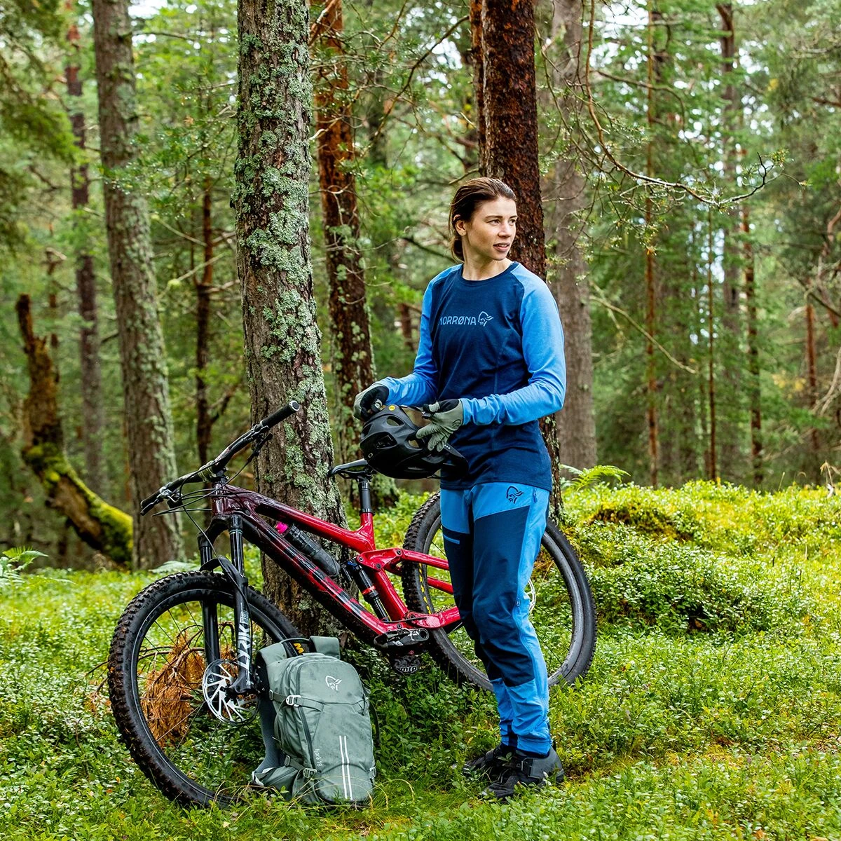 Norrona Fjora Equaliser Lightweight Long-Sleeve Jersey - Women's 8 Norrona Fjora Equaliser Lightweight Long-Sleeve Jersey - Women's - Image 6