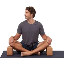 Refined 2.0 T-Shirt - Men's 11 Refined 2.0 T-Shirt - Men's -Dakine Store NEWGRE D2